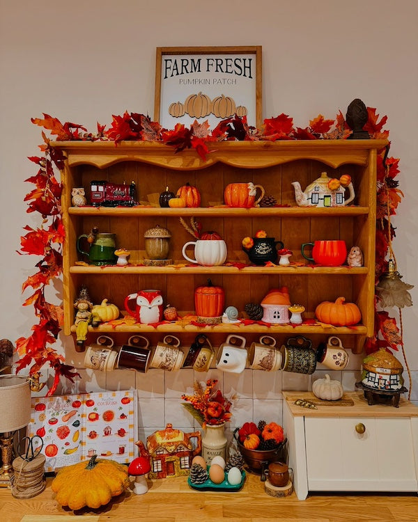 s106 Handcrafted Mug & Display Shelf – The Perfect Kitchen Accent