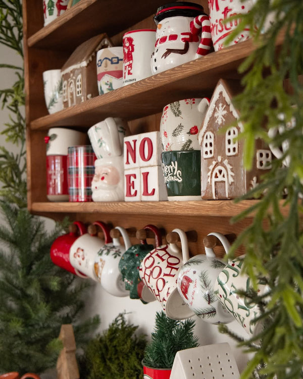 s106 Handcrafted Mug & Display Shelf – The Perfect Kitchen Accent
