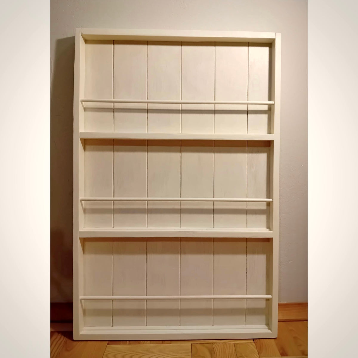 Aly — CUSTOM Angela - Wall-Mounted Plate Rack
