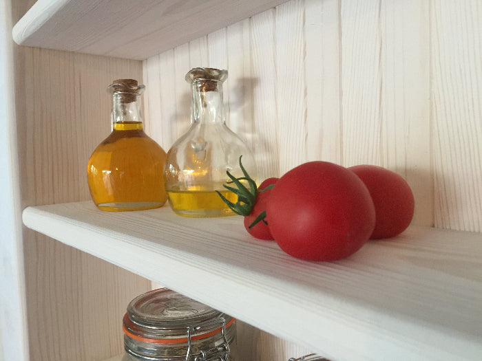 s99 Rustic Wall-Mounted Kitchen Shelf – Elegant Storage & Display