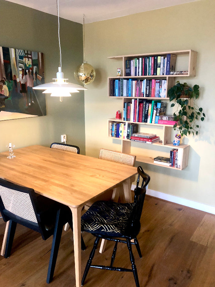 LEANNE Handmade Wall-Mounted Bookshelf – Modern Zigzag Design