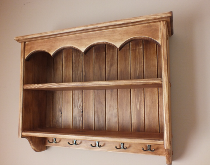 s59 Handcrafted Rustic Wooden Wall Shelf with Hooks – Classic Cottage Charm