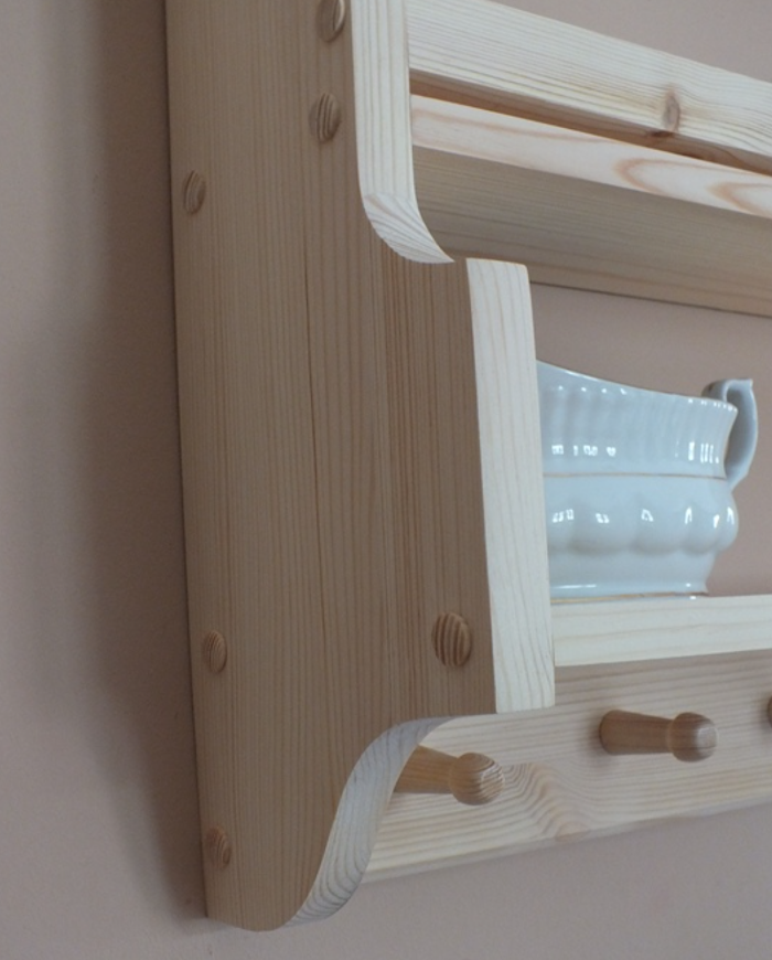 s103 Handmade Natural Pine Plate Rack Shelf with Pegs – Classic Country Elegance