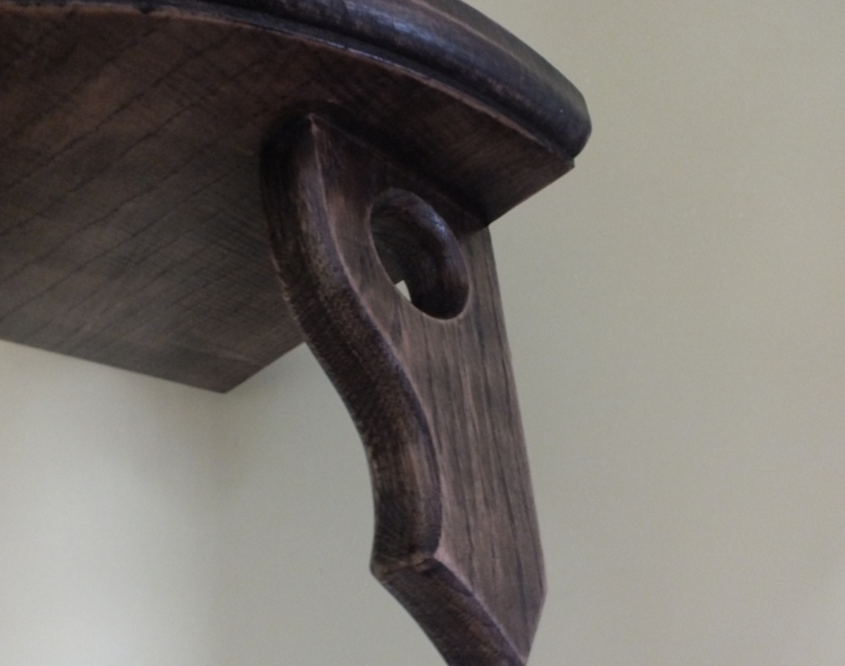Rosamund — Solid Oak Corner Wall Shelf