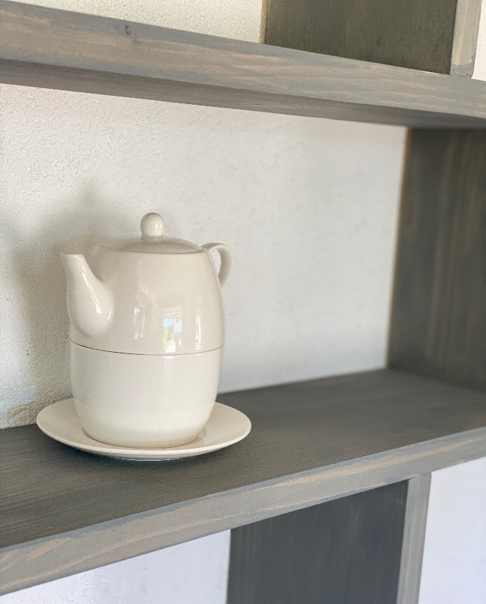 LEANNE Handmade Wall-Mounted Bookshelf – Modern Zigzag Design