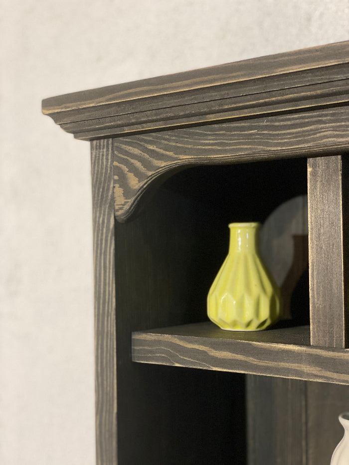 AKIKO Rustic Wooden Wall Shelf with Drawers & Hooks – Vintage Farmhouse Storage Organizer