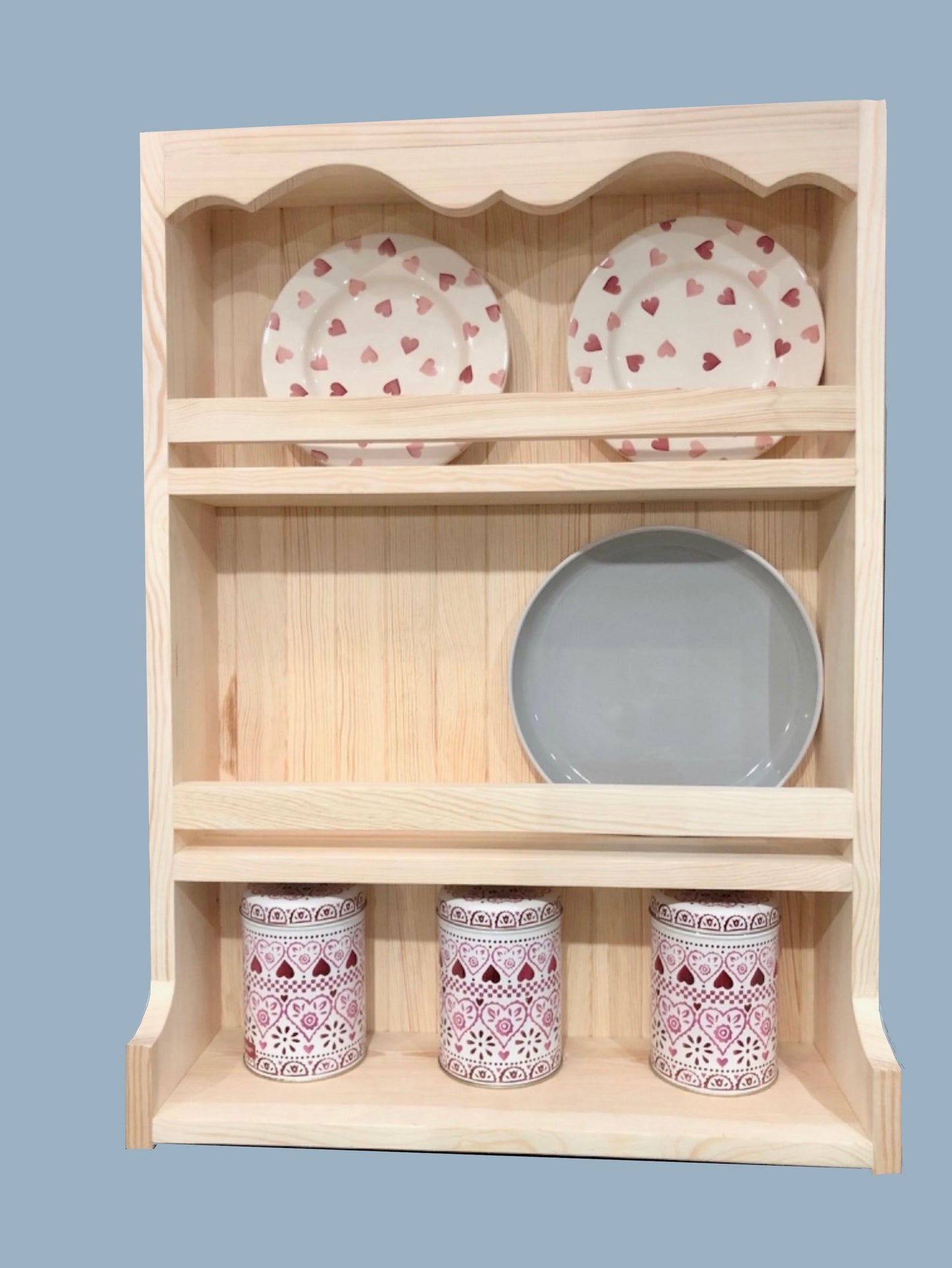 s107 Hand crafted cottage plates shelf / shelving cabinet