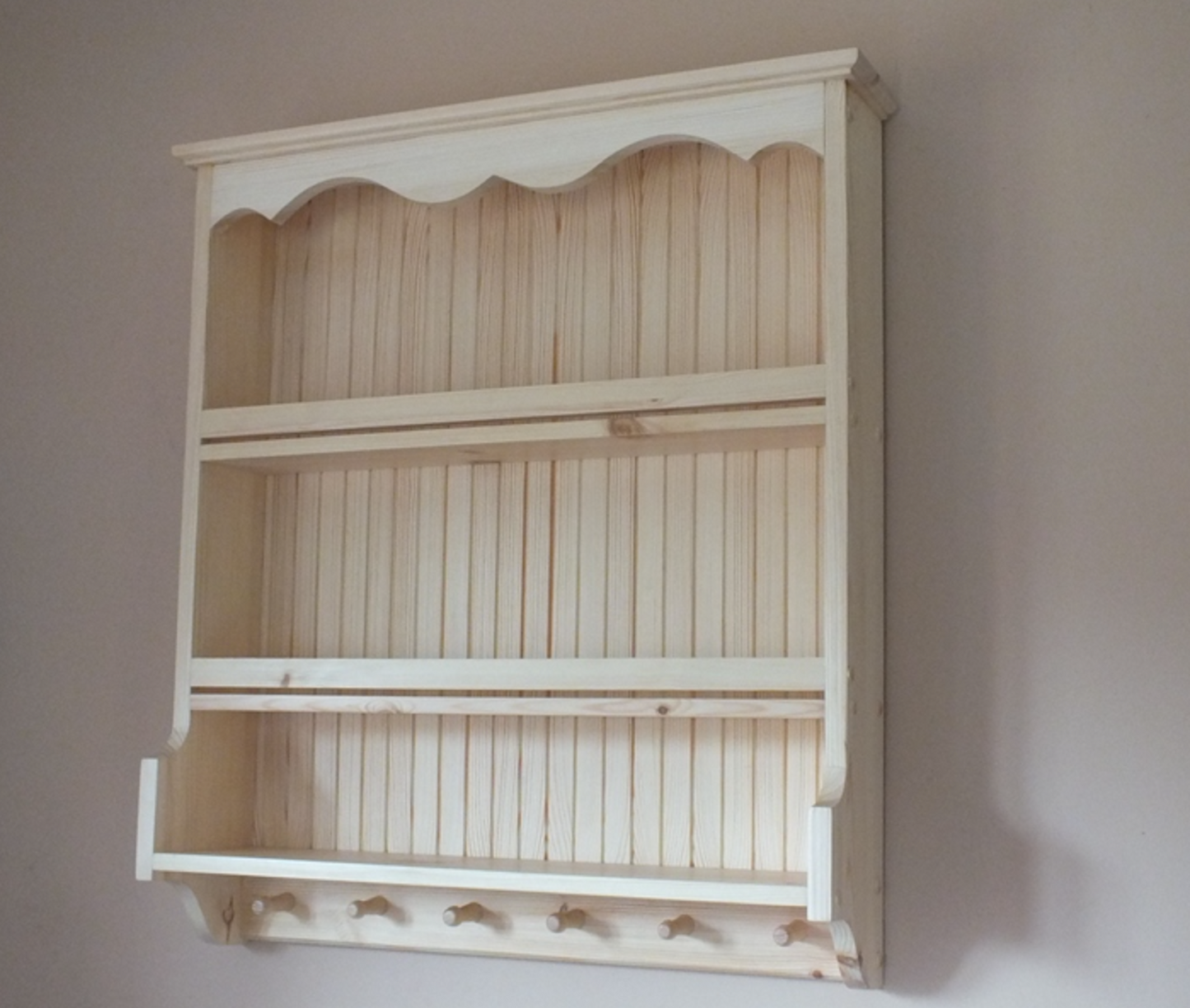 s107 Hand crafted cottage plates shelf / shelving cabinet