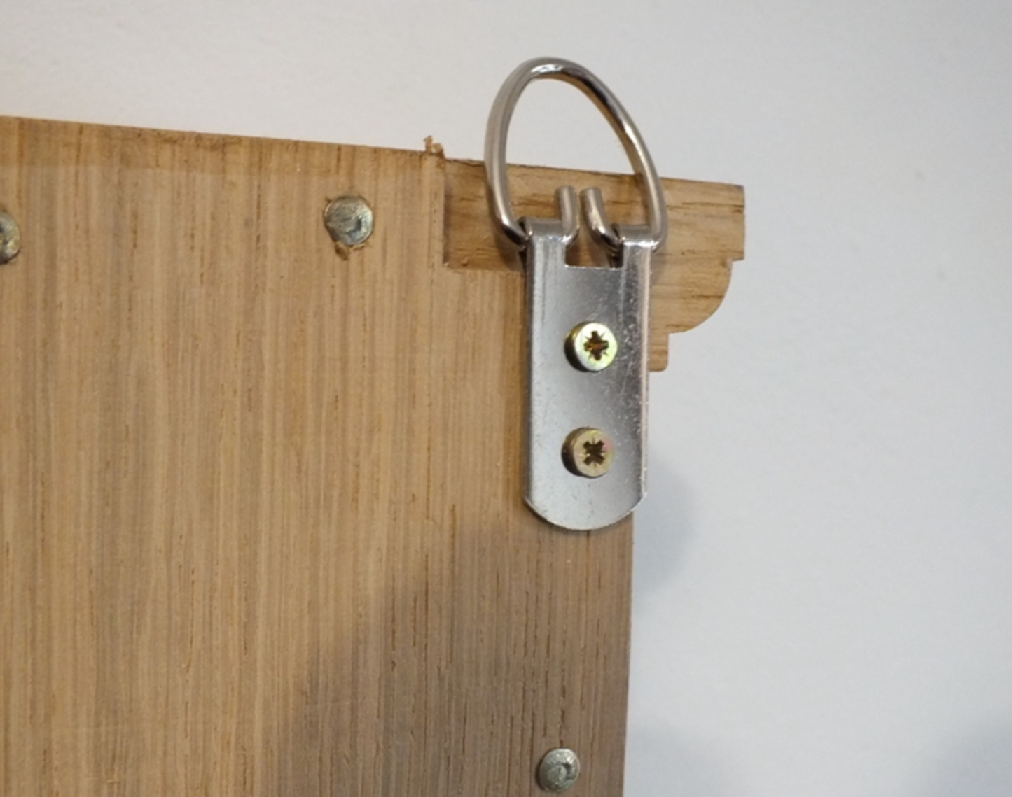 s22 Cottage kitchen wall mounted open shelf