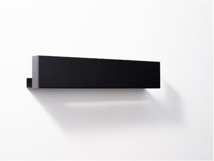 BAIN Modern Black Wall-Mounted Bathroom Shelf – Minimalist Metal Organizer