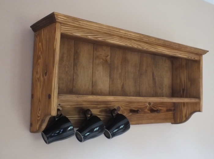 s70 Rustic Wooden Wall-Mounted Kitchen Shelf with Mug Pegs