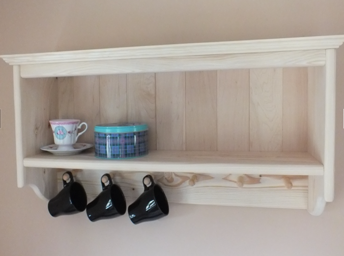 s70 Rustic Wooden Wall-Mounted Kitchen Shelf with Mug Pegs