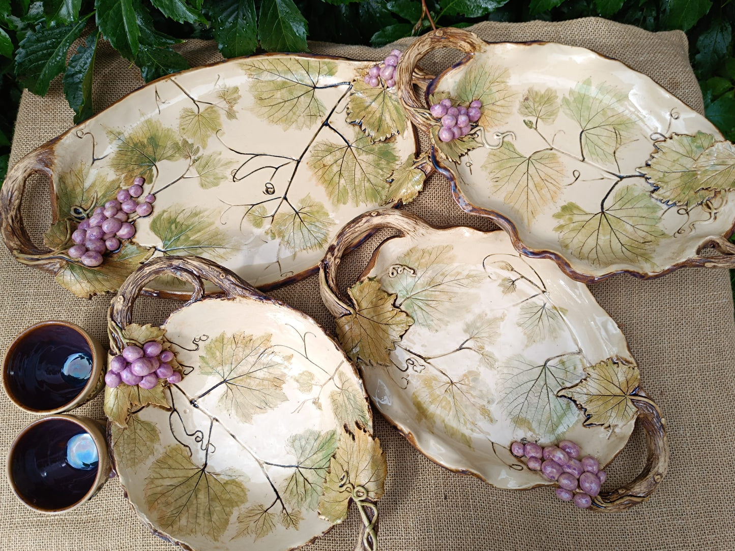 GRAPES  Handcrafted ceramic collection