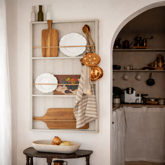Aly — Wall-Mounted Plate Rack