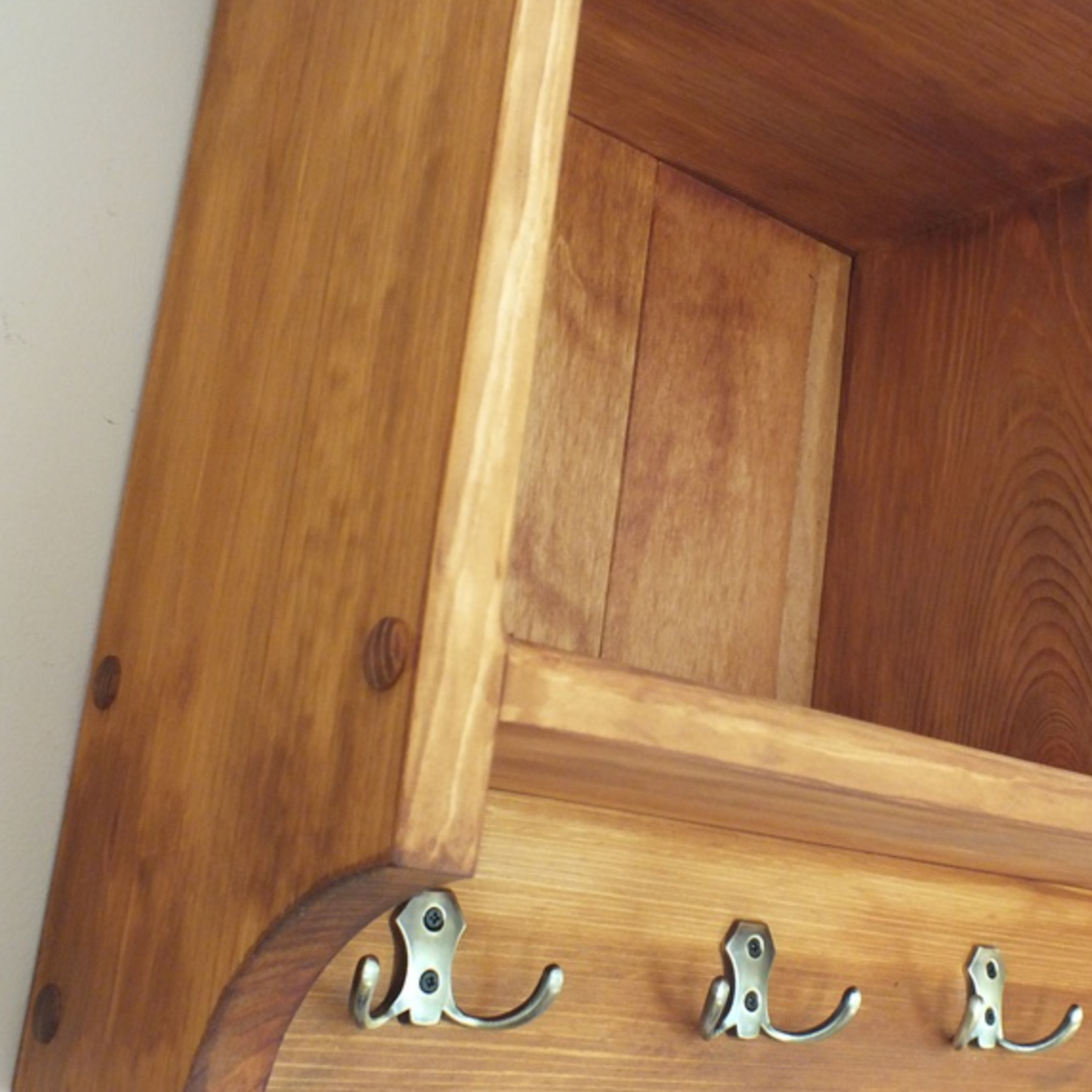 Etienne — Wall Shelf with Compartments & Hooks
