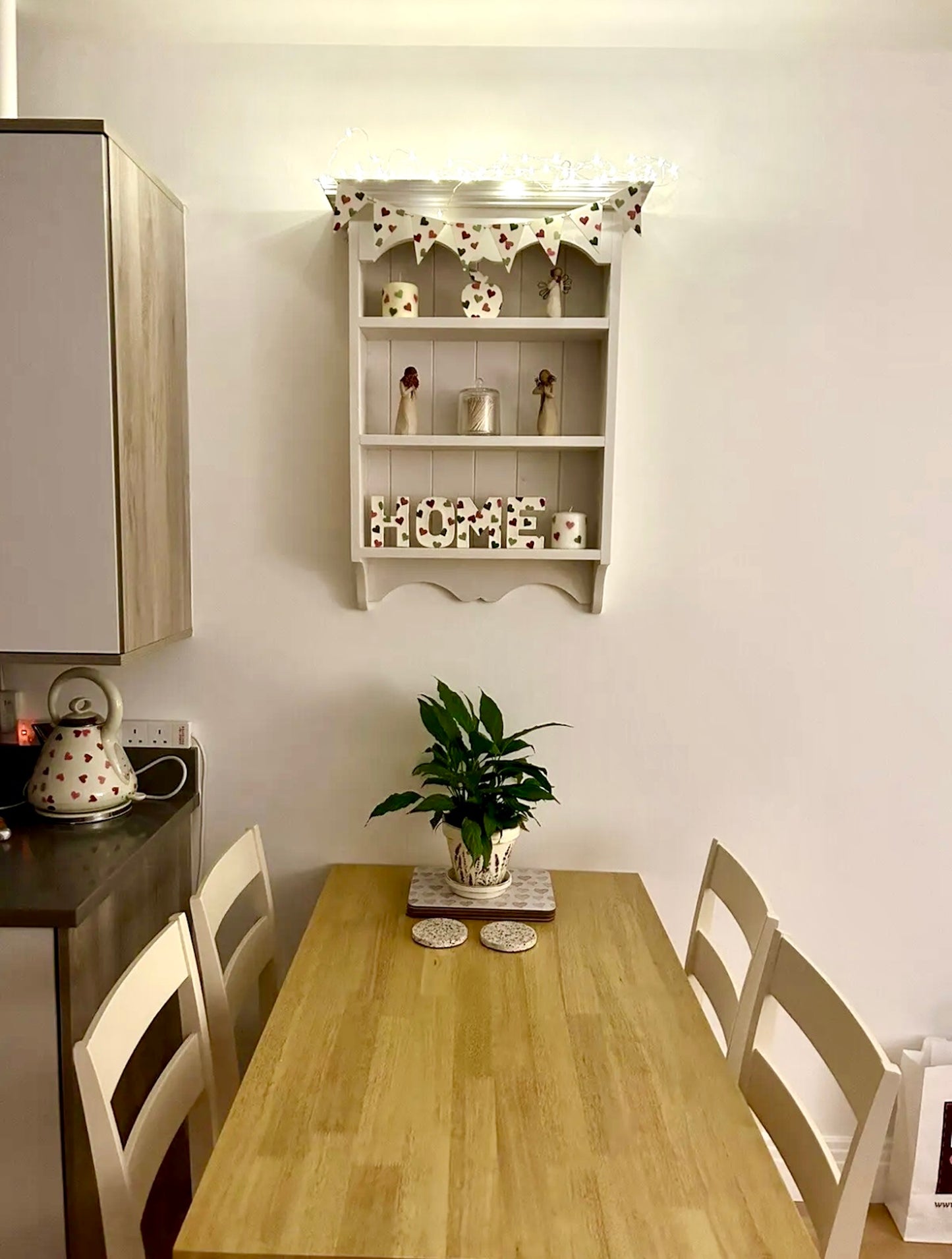 m57 Classic kitchen open cabinet