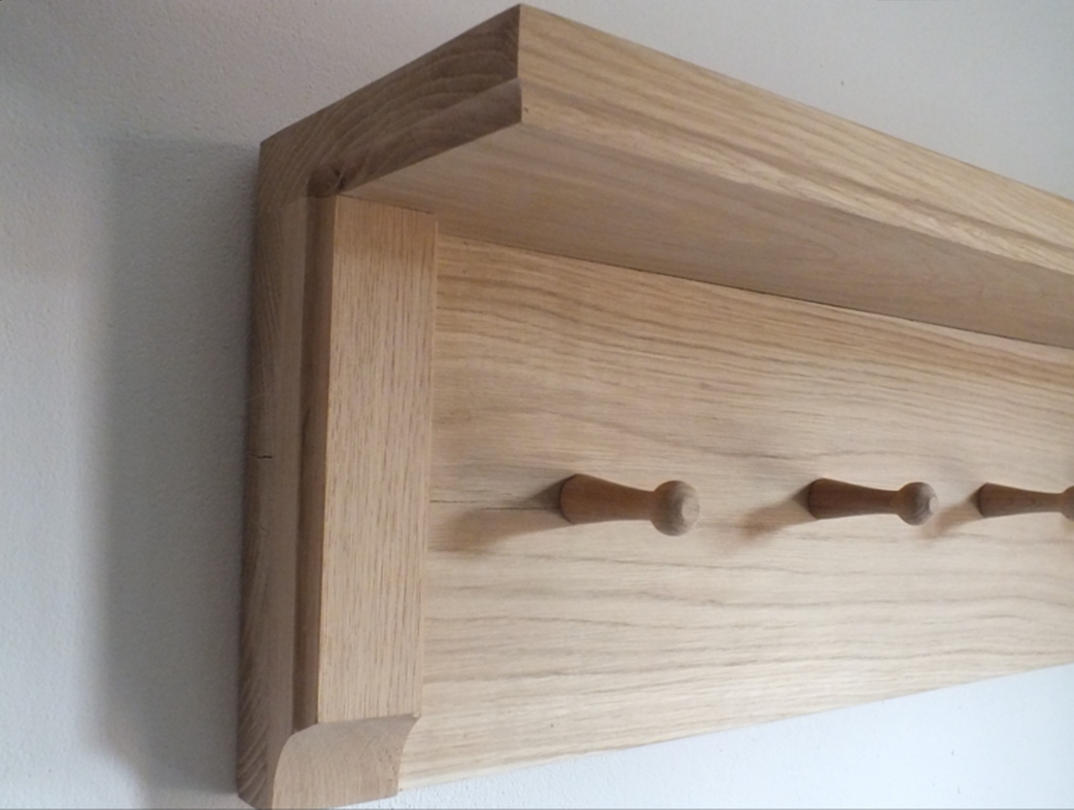 Ralph — Solid Oak Wall Coat Rack with Five Wooden Pegs