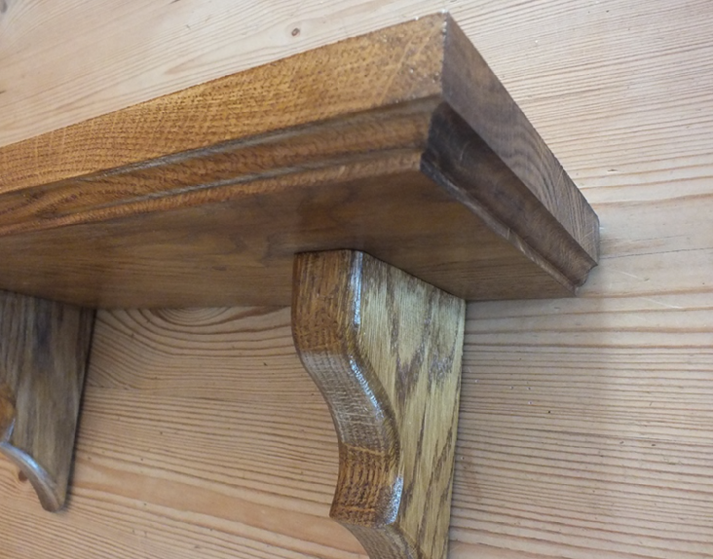 s38 Solid oak wall mounted noble bold shelf