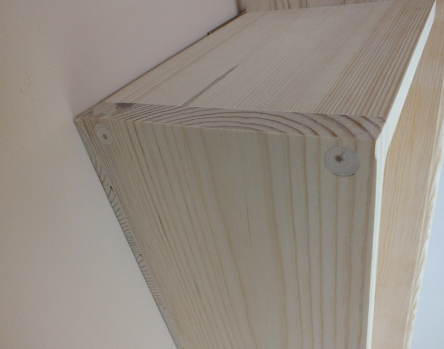 s56 Étagère murale en bois à compartiments ouverts