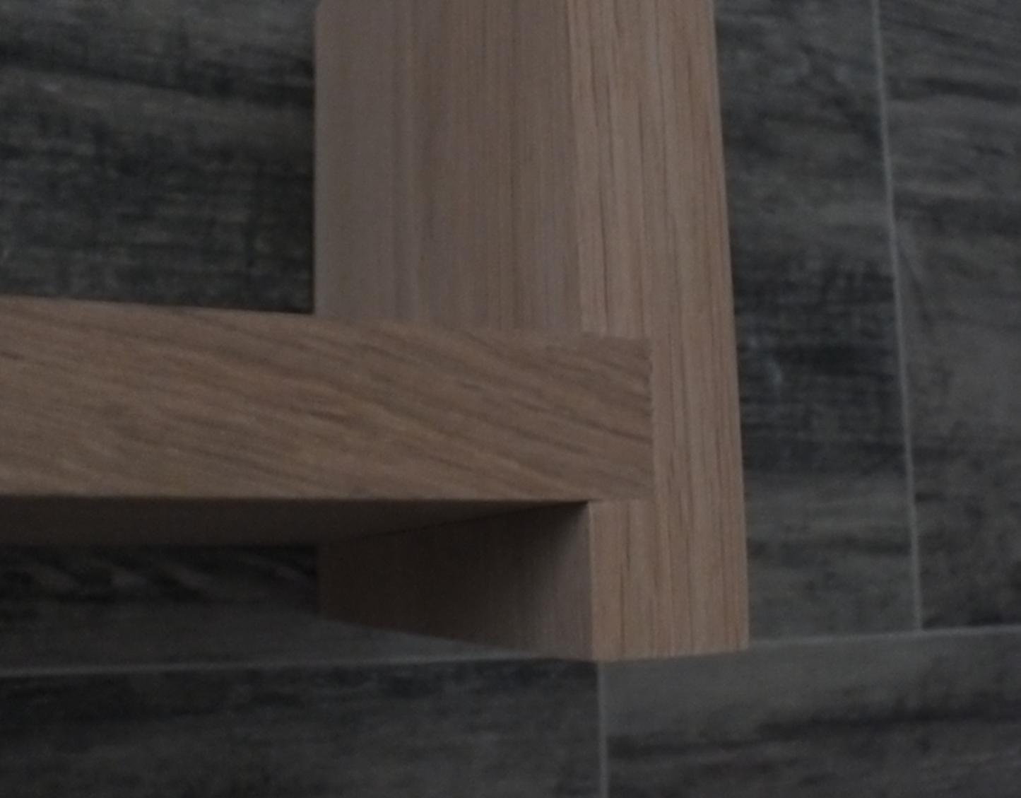 s88 Solid oak u-shape floating shelf
