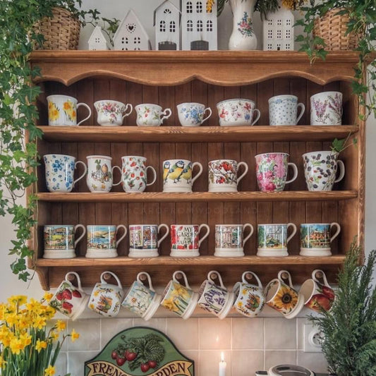 s106 Handcrafted Mug & Display Shelf – The Perfect Kitchen Accent