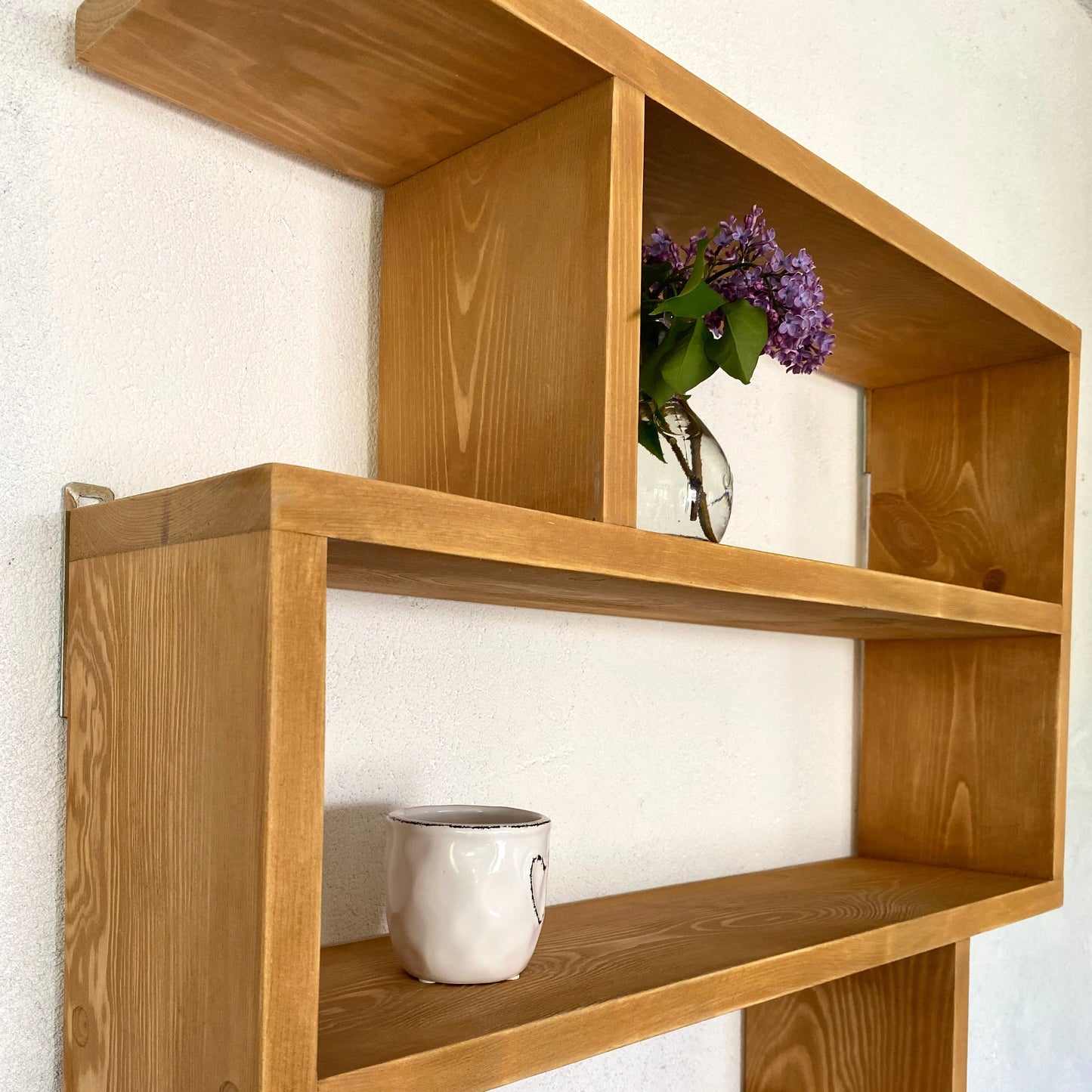 Isa — Modern Zigzag Wall Shelf