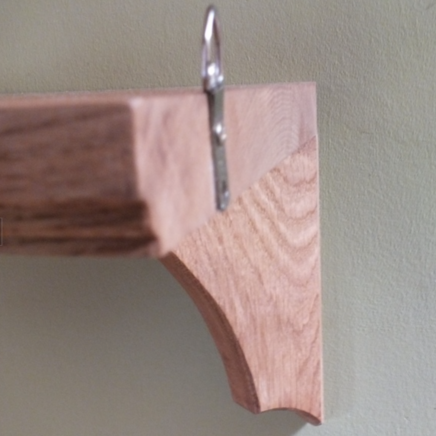 Ingrid — Oak Corner Shelf