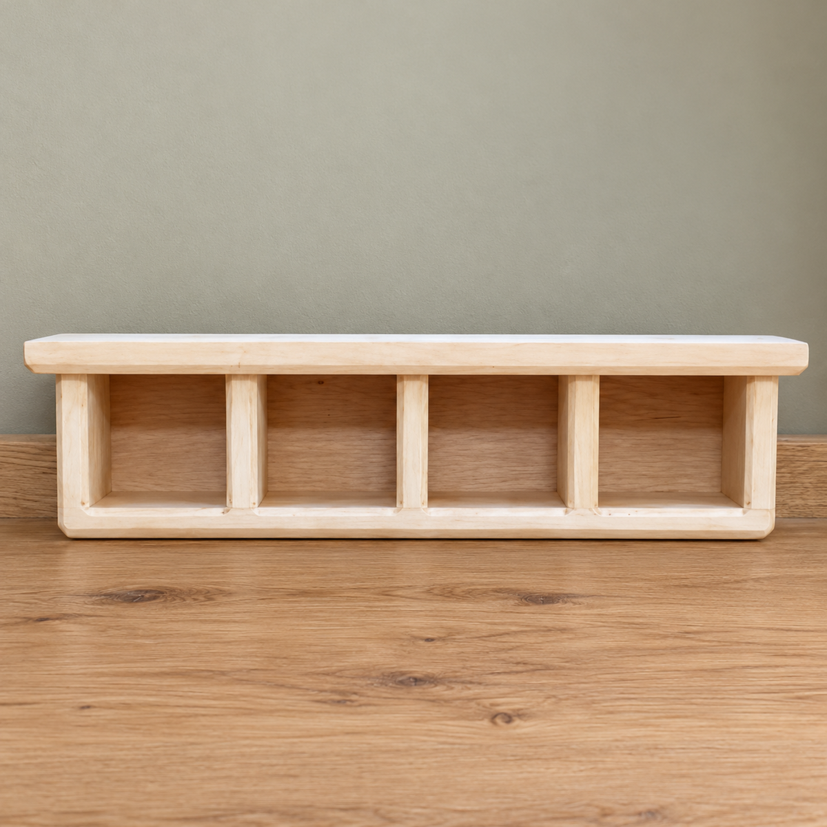 s89 Étagère murale de style cottage fabriquée en pin massif
