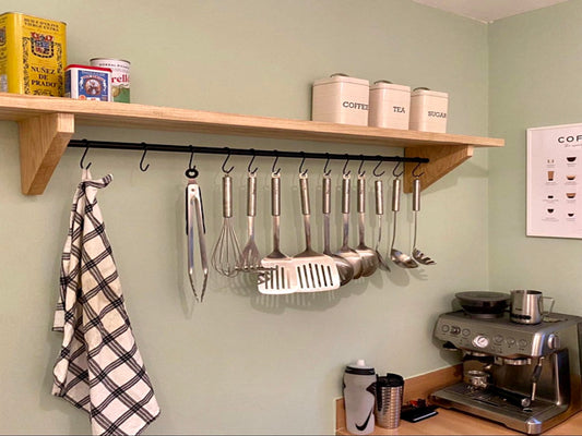 m2 Oak kitchen shelf with poole and hooks